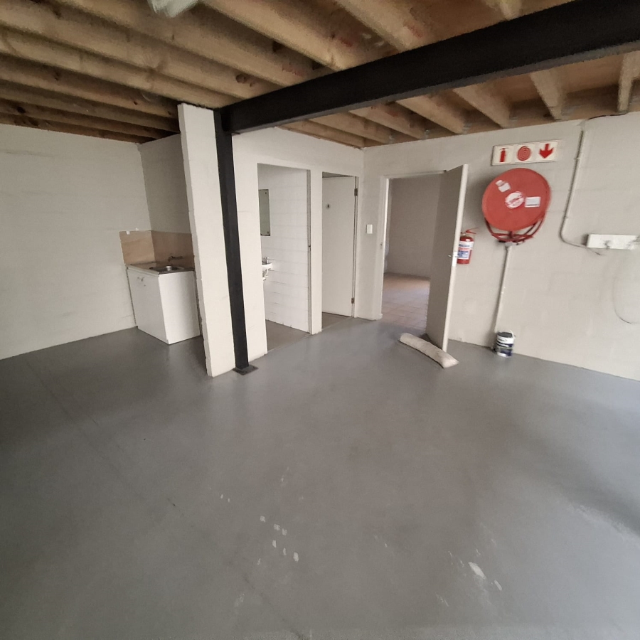 To Let Commercial Property for Rent in Brackenfell Central Western Cape